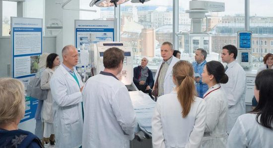 Медицинский туризм: почему знание английского буквально спасает жизни